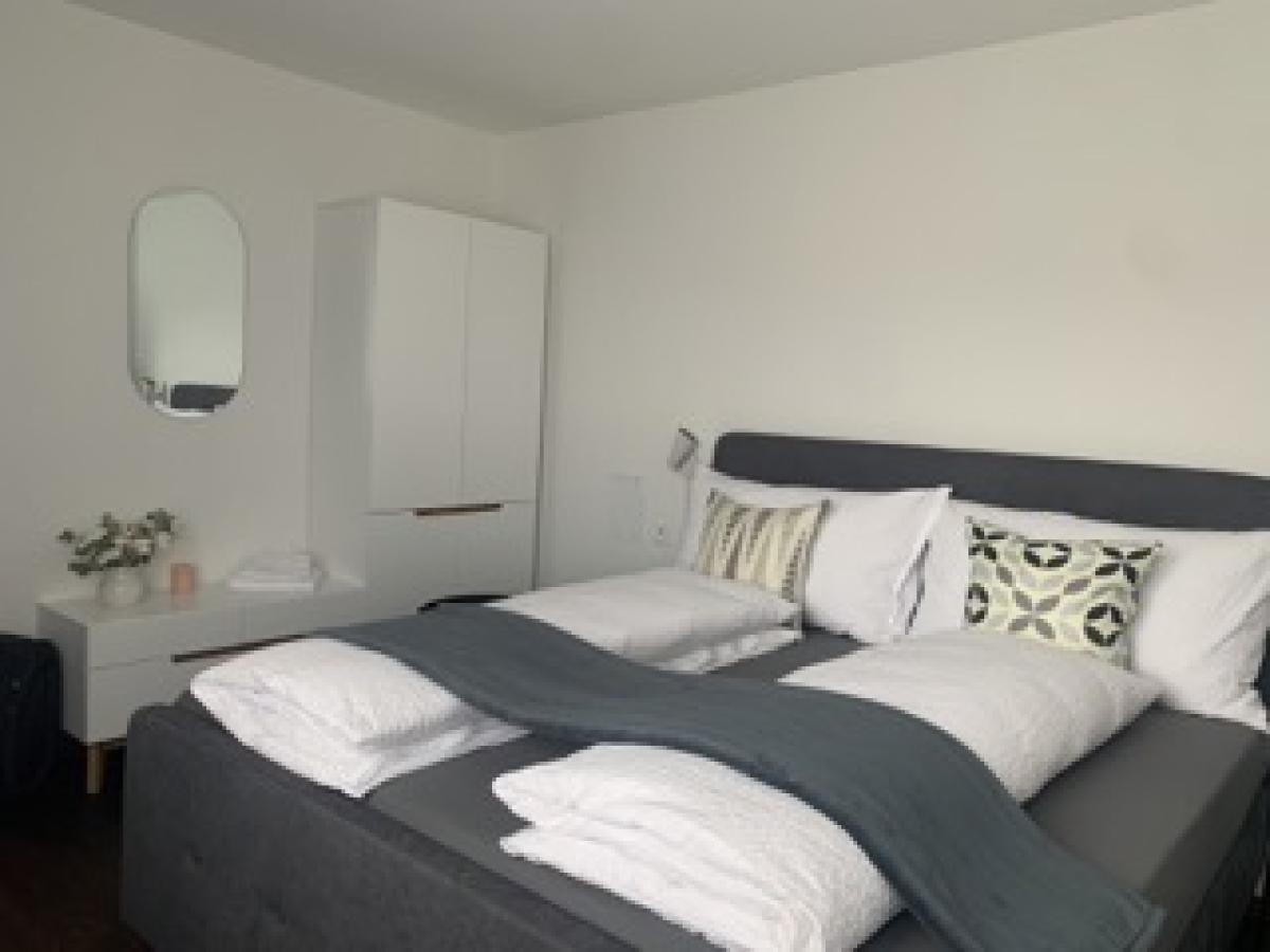 Double room with shared bathroom - Hotel B&B Stossplatz
